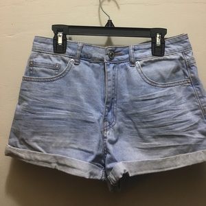 Boyfriend fit forever 21 shorts